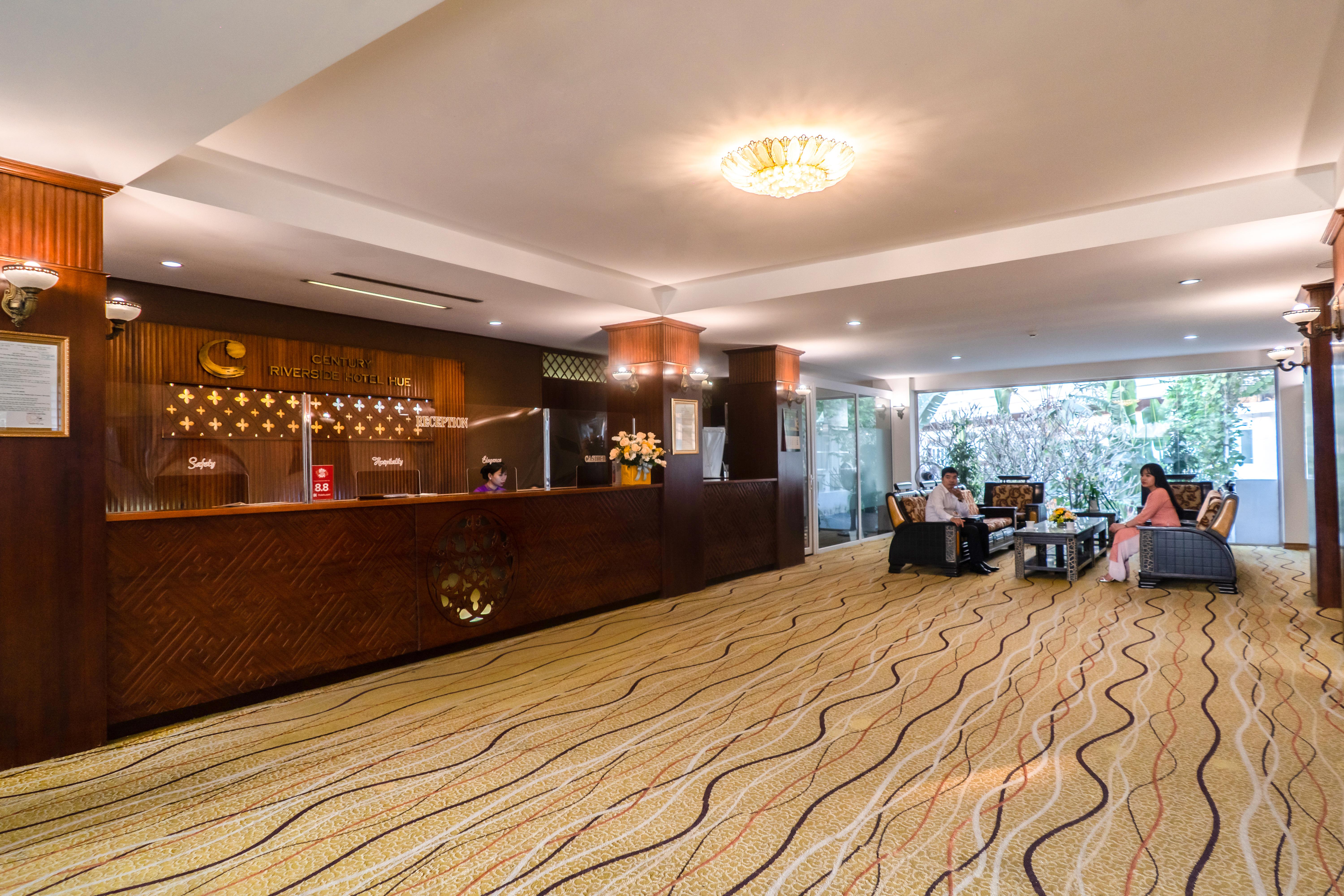 Century Riverside Hotel Hue Esterno foto